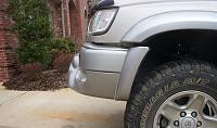 hit and run... my poor bumper!-dscn1313.jpg