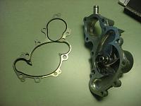 3.4 Water Pump - what gasket to use?-toyota-water-pump.jpg