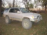 Sweet rigs :)-river-truck-fall-2010-018-wince-.jpg