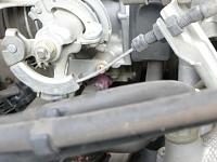 Diagnose fluid leak under throttle-dscn4374.jpg