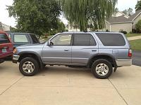 Bolted a set of FJ wheels on a 96 SR5 today-before.jpg