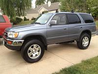 Bolted a set of FJ wheels on a 96 SR5 today-after2.jpg