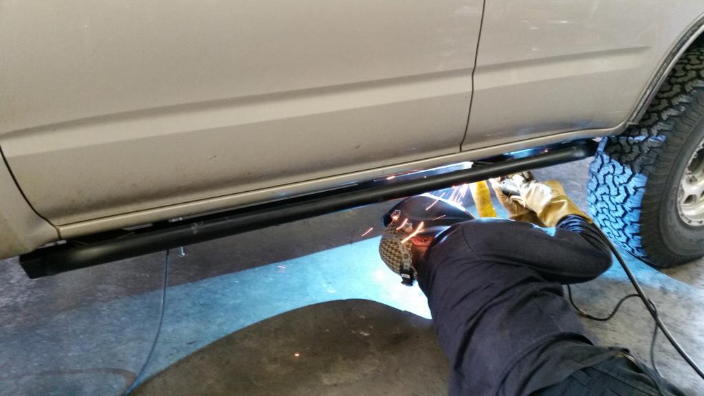 Name:  sliders3-weldingdriverside_zps657fdfb1.jpg
Views: 298
Size:  65.4 KB