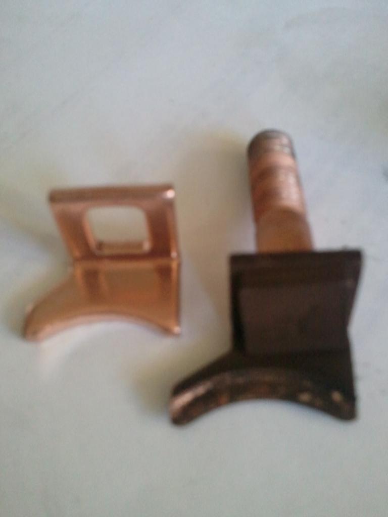 Name:  16contactsbatteryside_zpsbcd4b5c7.jpg
Views: 315
Size:  36.2 KB