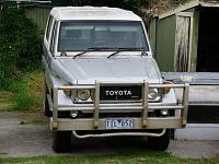 landcruiser / toyota 4x4 pickup comparison-front-view.jpg