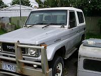 landcruiser / toyota 4x4 pickup comparison-side-view-passenger-side.jpg