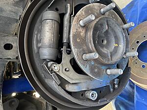 1997 4Runner e brake-80474471-ff2f-49fa-a257-50cf664d0fd4.jpeg