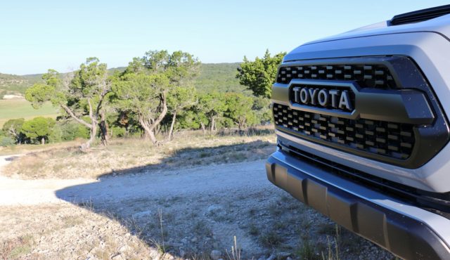 2017-Toyota-Tacoma-TRD-Pro-CarBlog-7 2017-Toyota-Tacoma-TRD-Pro-CarBlog-7