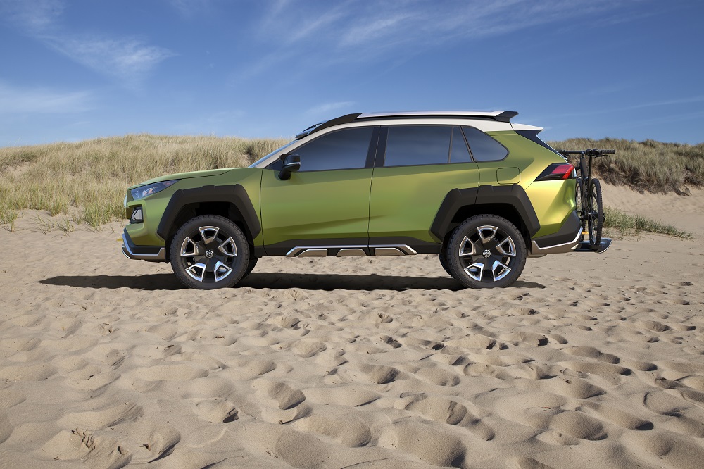 Future Toyota Adventure Concept Wows L.A. Auto Show Crowd