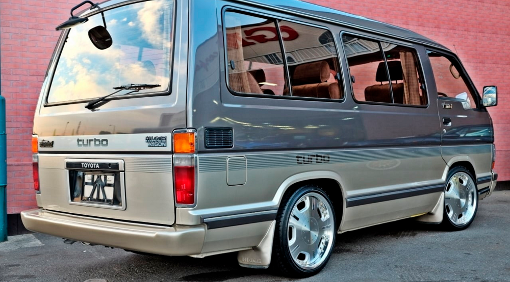 Toyota Hiace Station Wagon