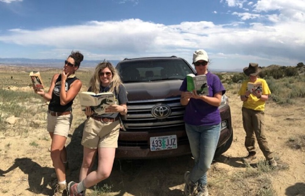 Toyota Trucks Help Paleontologists on Dig for Dinosaur Bones