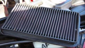 Toyota 4Runner 1984-1995: How to Replace Air Filter