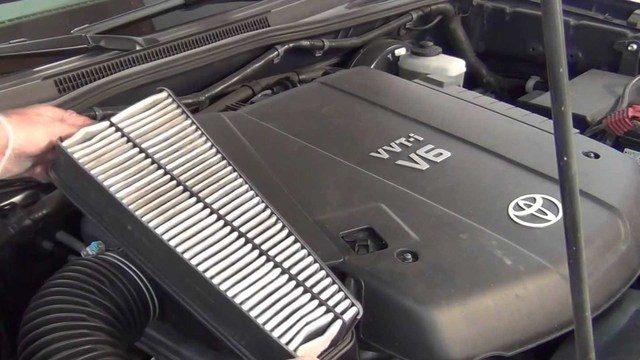 Toyota Tacoma: How to Replace Air Filter