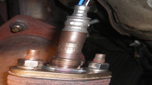 Toyota Tacoma: How to Replace Oxygen (O2) Sensor