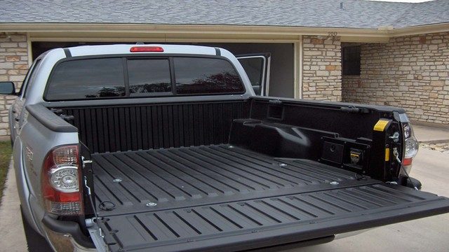 Toyota Tacoma: Why Won’t Rear Cargo Hatch Open?