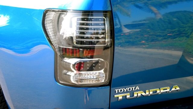 Toyota Tundra: How to Replace Your Tail Light Assembly