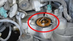 Toyota 4Runner 1984-1995: How to Replace Thermostat