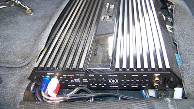 Toyota Tundra: How to Install Amplifier Power Wire