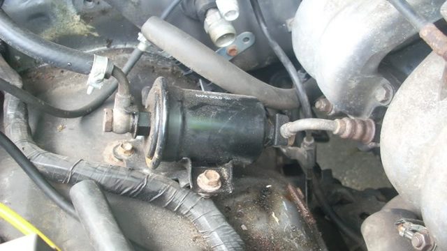 Toyota Tacoma 1996-2015: How to Replace Fuel Filter