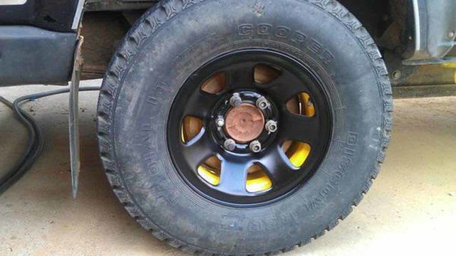 Toyota 4Runner, Tacoma, and Tundra: How to Change a Tire