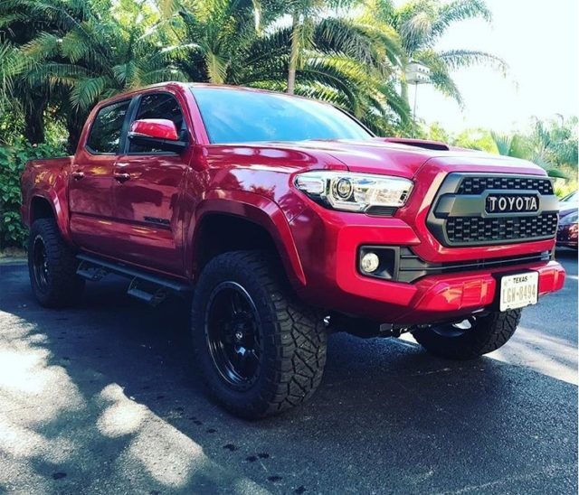 Must-have Toyota Tacoma Mods (Video)