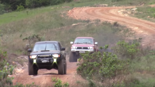 yotatech.com Toyota Hilux and Hilux SW4 Going Off-Road