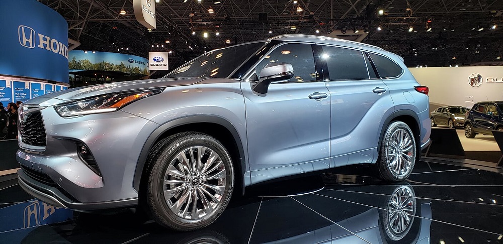 2020 Toyota Highlander is a Work of Art at New York Auto Show
