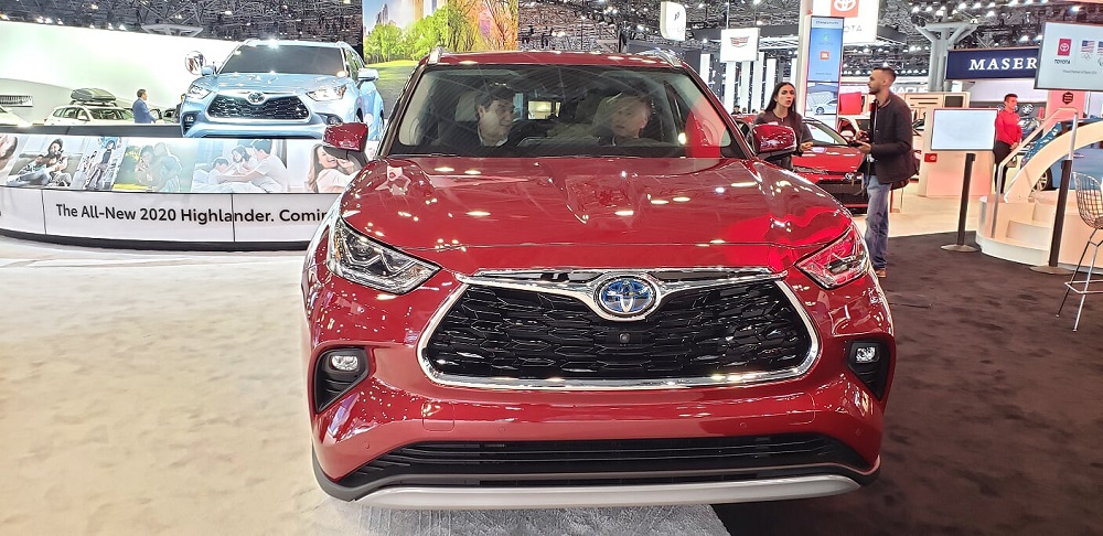 2020 Toyota Highlander is a Work of Art at New York Auto Show