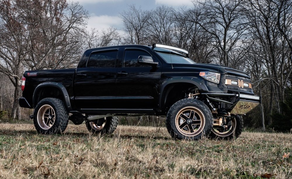 Complete Customs Toyota Tundra