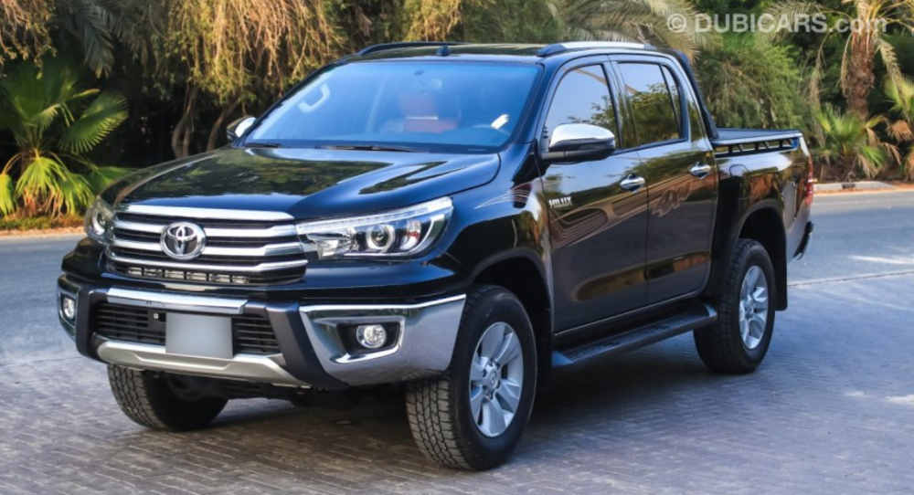 2020 Toyota Hilux SR5 is the Compact Truck You Always Wanted