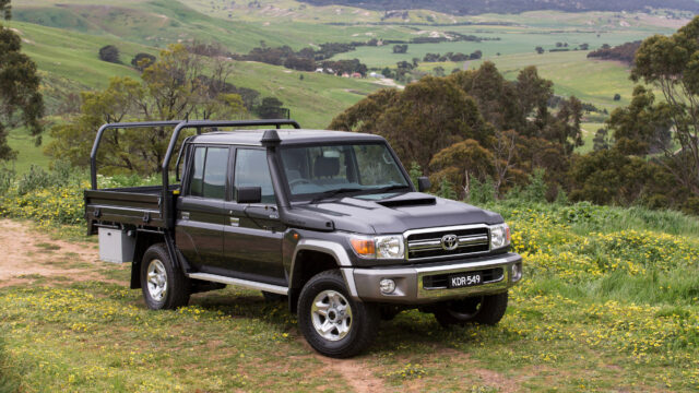 2016 Toyota LandCruiser 70 Series Double Cab Chassis GXL