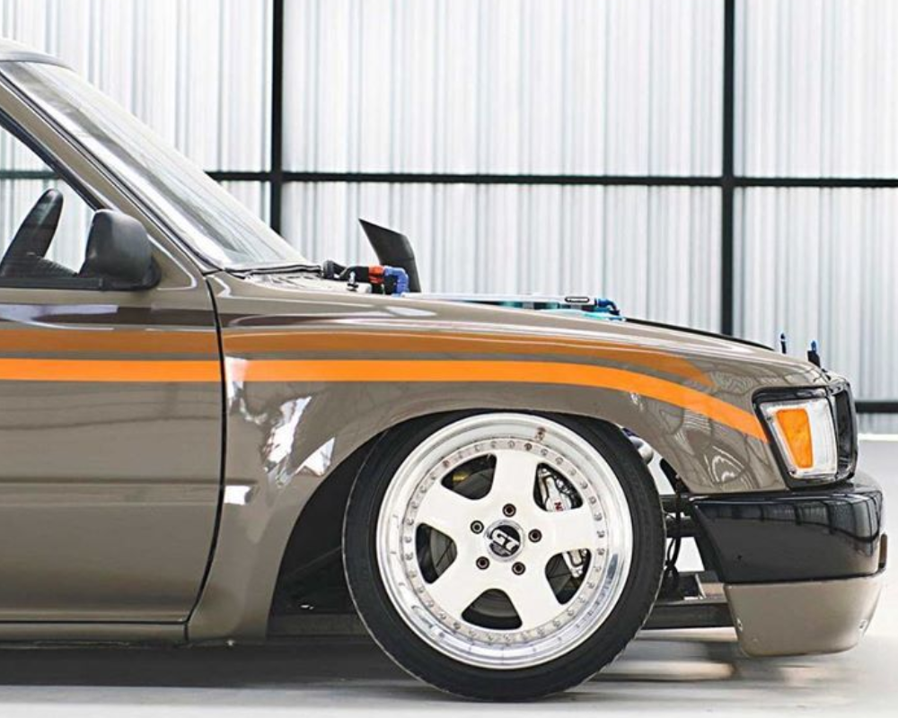 fifth-gen custom Hilux