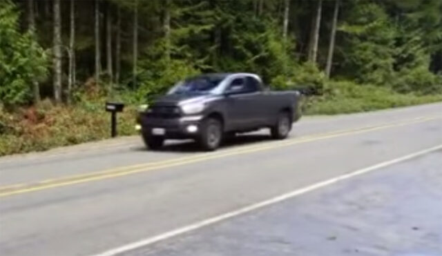 supercharged Toyota Tundra with 5.7 iForce V8 3UR-FE