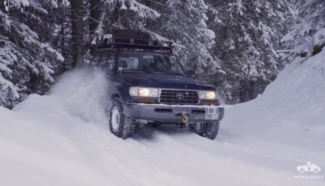 Video: FZJ80 Land Cruiser Bounds Through the Snow Like a Puppy Dog