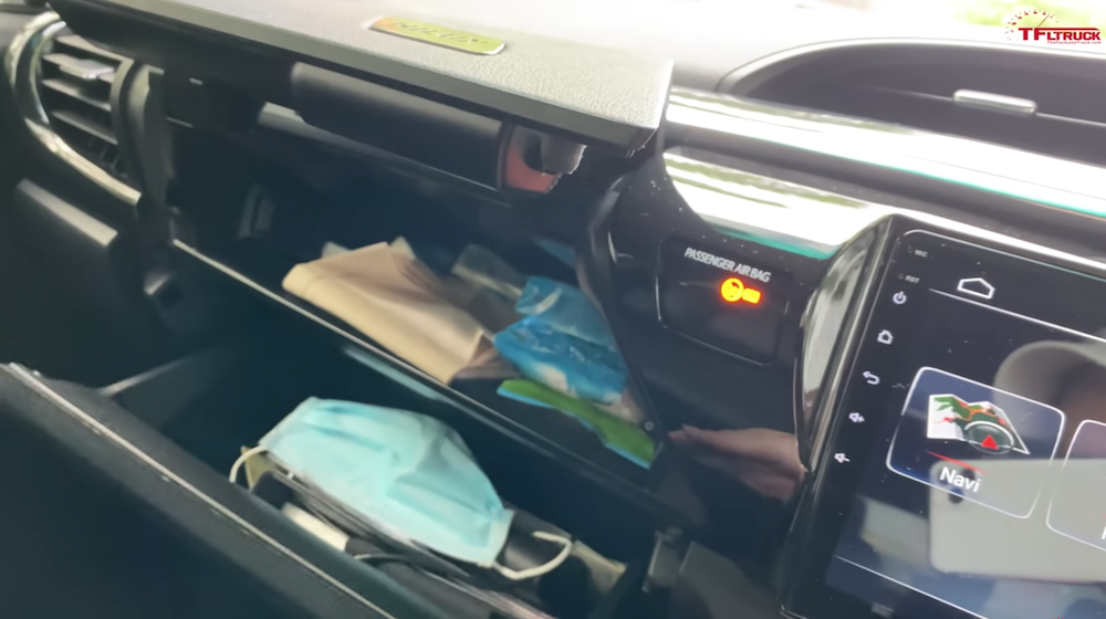 Hilux split glovebox