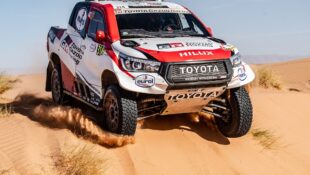 Should Toyota Build a Dakar-Branded Raptor Competitor?
