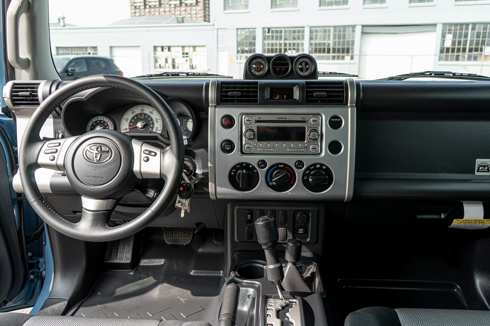 64-Mile 2014 Toyota FJ Cruiser
