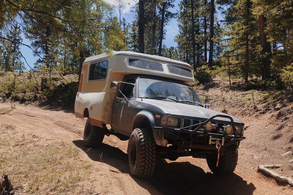 Toyota Chinook 4x4