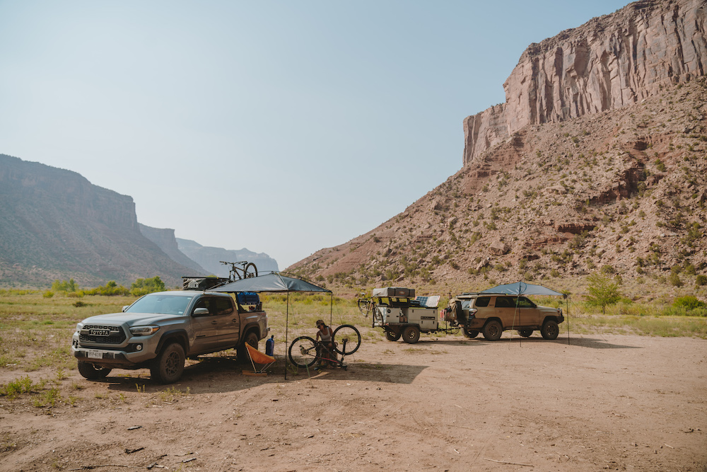 MoonShade Awning Toyota Tacoma & 4Runner
