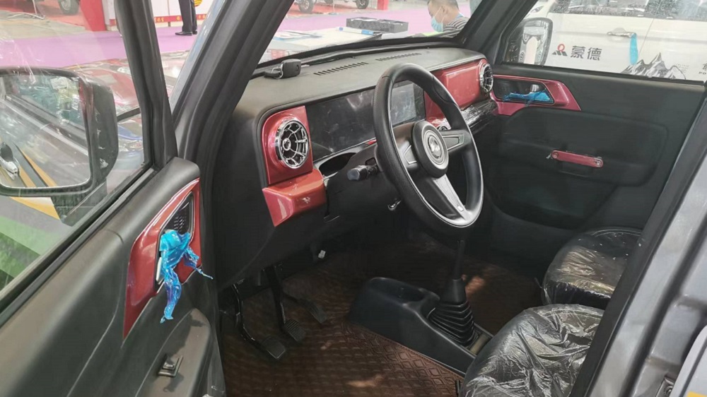 Weird Toyota Tundra Wannabe