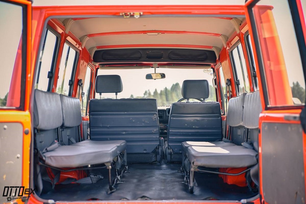 Land Cruiser Troop Carrier