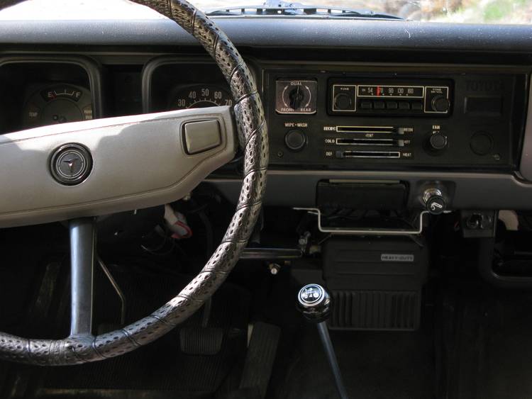 1974 Toyota Chinook Camper