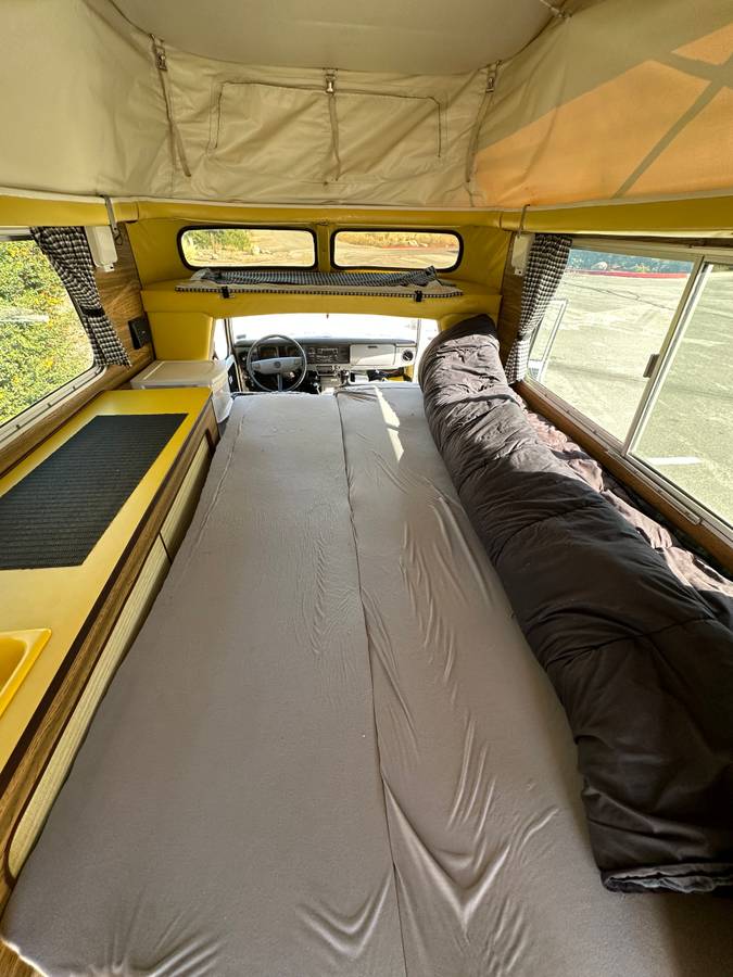 1974 Toyota Chinook Camper