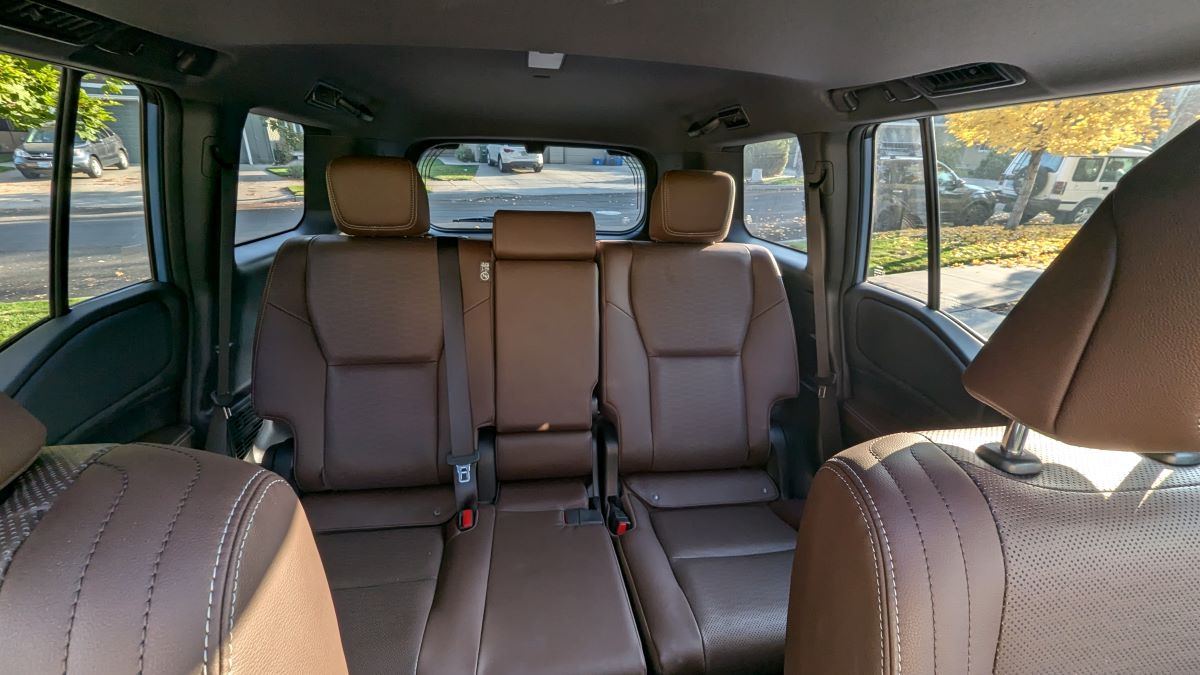 10 Things We LOVE about the 2024 Toyota Land Cruiser